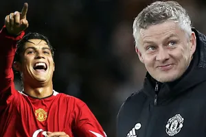 Có Ronaldo, Solskjaer có thể mơ đến Champions League