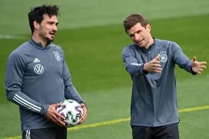 Tuyển Đức trở nên dày dạn hơn với sự trỡ lại của Hummels và Muller