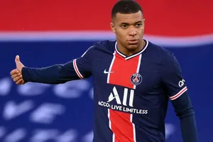 Sergio Ramos mong Kylian Mbappe ở lại PSG