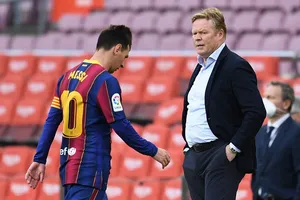 Ronald Koeman phải giúp Barcelona thích ứng khi không còn Messi