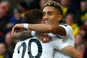 Tiền vệ Brazil Raphinha đã thống lĩnh trận đấu