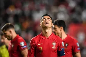 Ronaldo thất vọng khi để thua trong phút cộng thêm