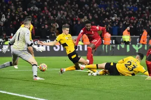 Divock Origi ghi bàn quyết định phút 94
