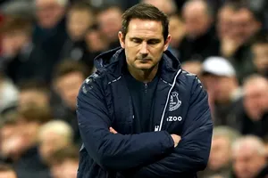 HLV Frank Lampard đầy gian nan cùng Everton bám trụ lại Premier League