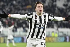 Federico Chiesa xứng đáng với chiếc áo số 10 