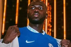 Kalidou Koulibaly đến từ Napoli