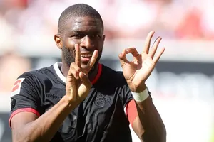 Dortmund phải mua vội lão tướng 34 tuổi Anthony Modeste