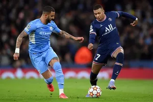 Kyle Walker sẽ là con chủ bài để chống Kylian Mbappe