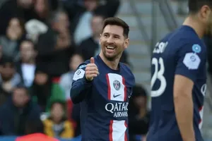 Leo Messi đã đến rất gần với hợp đồng triển hạn PSG