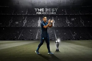 Lionel Scaloni ghi tên vào lịch sử