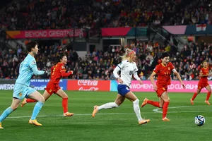 Trung Quốc thua đậm tuyển Anh 1-6, phải rời giải trong tủi nhục