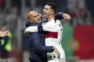 Roberto Martinez và Cristiano Ronaldo ở tuyển Bồ Đào Nha