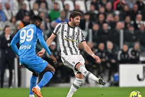 HLV Max Allegri cảnh giác phong độ sân khách của Napoli