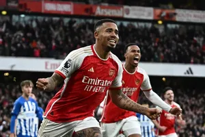 Gabriel Jesus mở tỷ số trước Brighton