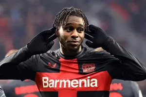 Boniface muốn tiếp tục chơi cho Leverkusen