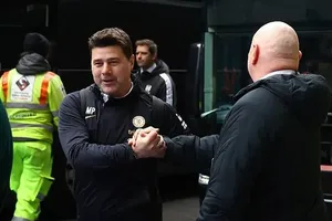 HLV Mauricio Pochettino thở phào sau những phút căng thẳng cuối trận