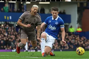 Richarlison đã tỏa sáng bằng 2 bàn thắng ở Goodison Park