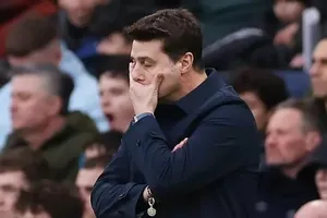 Pochettino sẽ phải trở về với hệ thống 3 trung vệ
