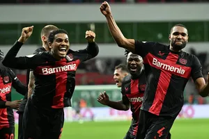 Cầu thủ Bayer Leverkusen luôn thi đấu kiên cường