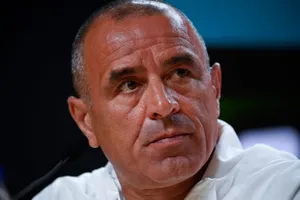 HLV Francesco Calzona trở lại cứu vớt mùa giải của Napoli