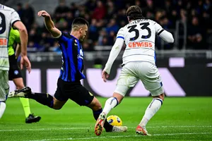 Lautaro Martinez tiếp tục ghi bàn cho Inter Milan