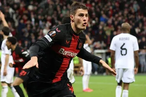 Schick hiện ghi nhiều bàn châu Âu nhất cho Leverkusen mùa này với 5 bàn thắng.