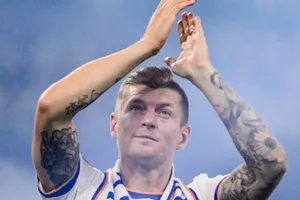 Toni Kroos vẫn còn muốn chơi bóng đá đỉnh cao