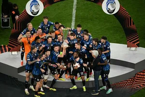 Atalanta bất ngờ đăng quang Europa League