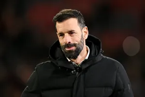 Cựu HLV trưởng PSV Ruud van Nistelrooy chấp nhận làm trợ lý ở Man United