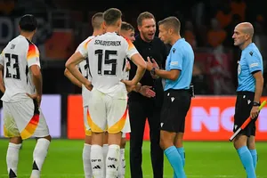 HLV Nagelsmann khiếu nại trọng tài sau trận đấu