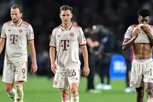 Kimmich (giữa thừa nhận Bayern Munich mắc quá nhiều lỗi khi dâng cao đội hình