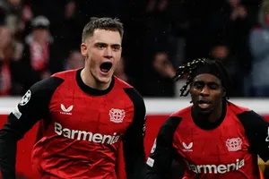 Florian Wirtz ghi bàn mở tỷ số cho Leverkusen