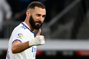 Karim Benzema chọn Ronaldo 'nguyên thủy'