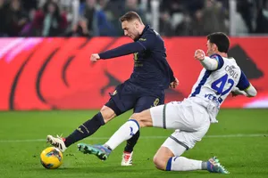  Teun Koopmeiners ghi bàn trong tiếng la ó của người hâm mộ