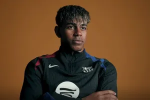 Ngôi sao 17 tuổi Lamine Yama