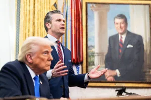 Bộ trưởng Quốc phòng Pete Hegseth cùng Tổng thống Donald Trump tại Nhà trắng. Ảnh: THE WASHINGTON POST 