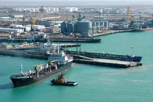 Cảng Makhachkala trở thành một phần của Hành lang Vận tải Bắc - Nam Quốc tế (INSTC), kết nối Nga qua Azerbaijan và Iran với Trung Đông và Nam Á. Ảnh: russiaspivottoasia.com