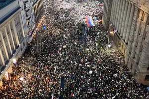 Biểu tình chống tham nhũng ở Serbia. Ảnh: THE NEW UNION POST 