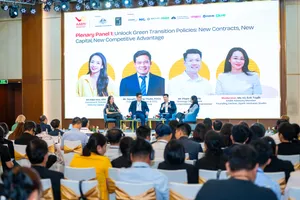 Các diễn giả chia sẻ góc nhìn tại diễn đàn