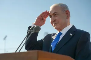 Thủ tướng Benjamin Netanyahu phát biểu tại lễ tốt nghiệp của các phi công tại căn cứ không quân Hatzerim, ngày 9-7. Ảnh: Times of Israel