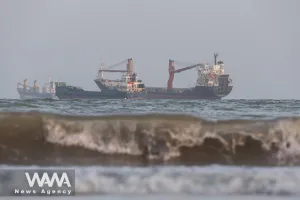 Tàu thuyền qua eo biển Hormuz. Ảnh: Majid Asgaripour/WANA 
