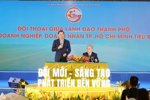 Đồng chí Phan Văn Mãi, Chủ tịch UBND TPHCM đối thoại cộng đồng doanh nghiệp TPHCM