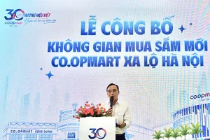 Ông Nguyễn Ngọc Thắng, Phó Tổng Giám đốc Saigon Co.op phát biểu tại lễ công bố không gian mua sắm mới Co.opmart Xa Lộ Hà Nội. Ảnh MINH XUÂN