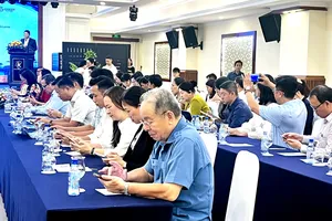 Nhiều doanh nghiệp tham gia hội nghị Kết nối cung ứng và dịch vụ logistics trong lĩnh vực thủy sản, lương thực, thực phẩm, logistics chuỗi lạnh, sáng 31-7. Ảnh: MINH XUÂN