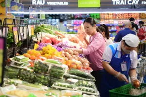 Rau củ quả tươi là một trong những nhóm hàng được Saigon Co.op tăng ưu đãi trong tháng mua sắm hàng Việt. Ảnh MINH XUÂN