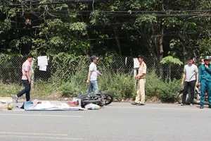 Hiện trường vụ tai nạn. Ảnh: XUÂN TRUNG