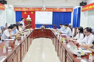 Ban Tổ chức Thành ủy TPHCM làm việc với Trường Cao đẳng Y tế Bình Dương