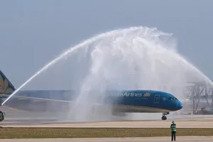 Vietnam Airlines, Vietjet Air và Bamboo Airways đáp chuyến bay đầu tiên xuống sân bay quốc tế Long Thành