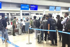 Phòng Quản lý xuất nhập cảnh Công an tỉnh Đồng Nai phối hợp các đơn vị trục xuất người nước ngoài vi phạm quy định về cư trú tại Việt Nam