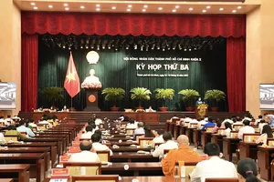 Khai mạc kỳ họp thứ 3 HĐND TPHCM khóa X: Đánh giá toàn diện công tác phòng chống dịch Covid-19